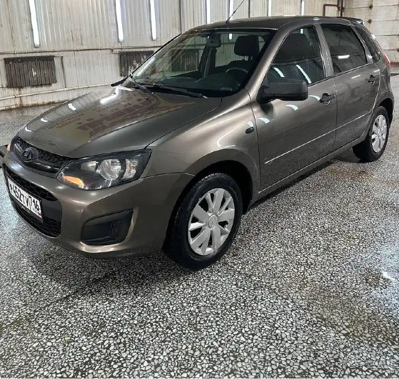 Lada Kalina 2015г Хетчбэк - Легковые автомобили (Авто) в Набережные Челны