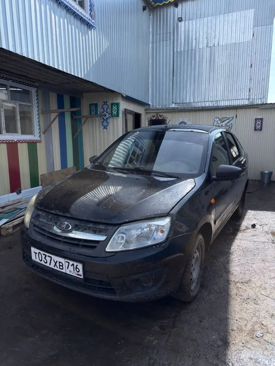 Продам Лада Гранта Лифтбек 2015 года - Легковые автомобили (Авто) в Москва