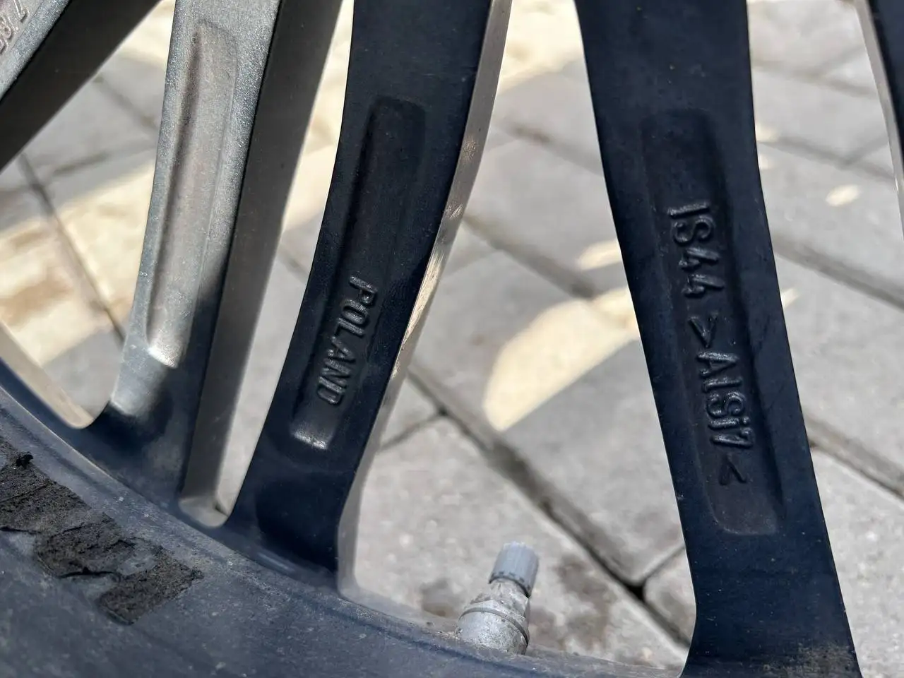 Продажа дисков с BMW 5 G30 (стиль 664M) - Диски и шины (Запчасти) в Москва