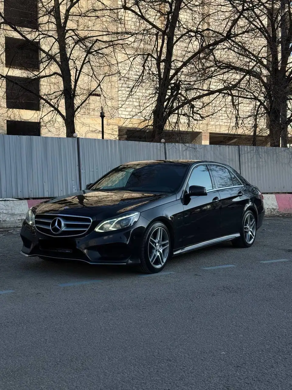 Mercedes E200 АМГ пакет - Легковые автомобили (Авто) в Москва