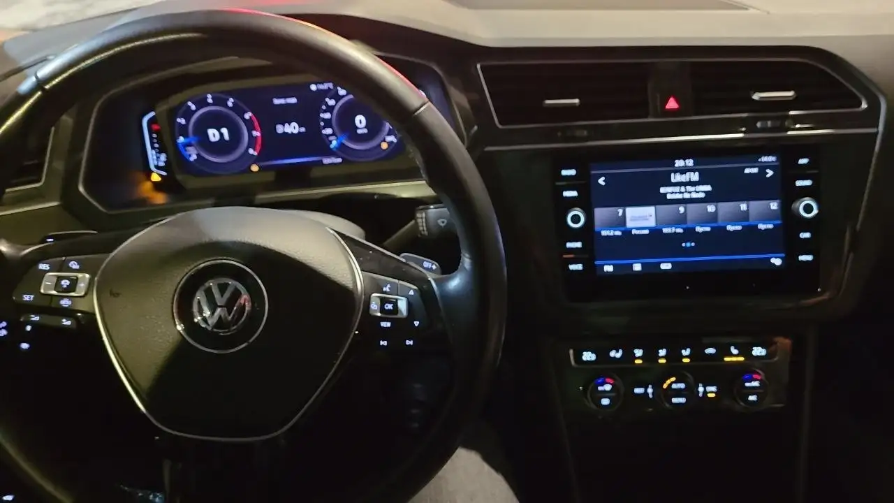 Продажа Volkswagen Tiguan 2019 года - Кроссоверы/Внедорожники (Авто) в Москва