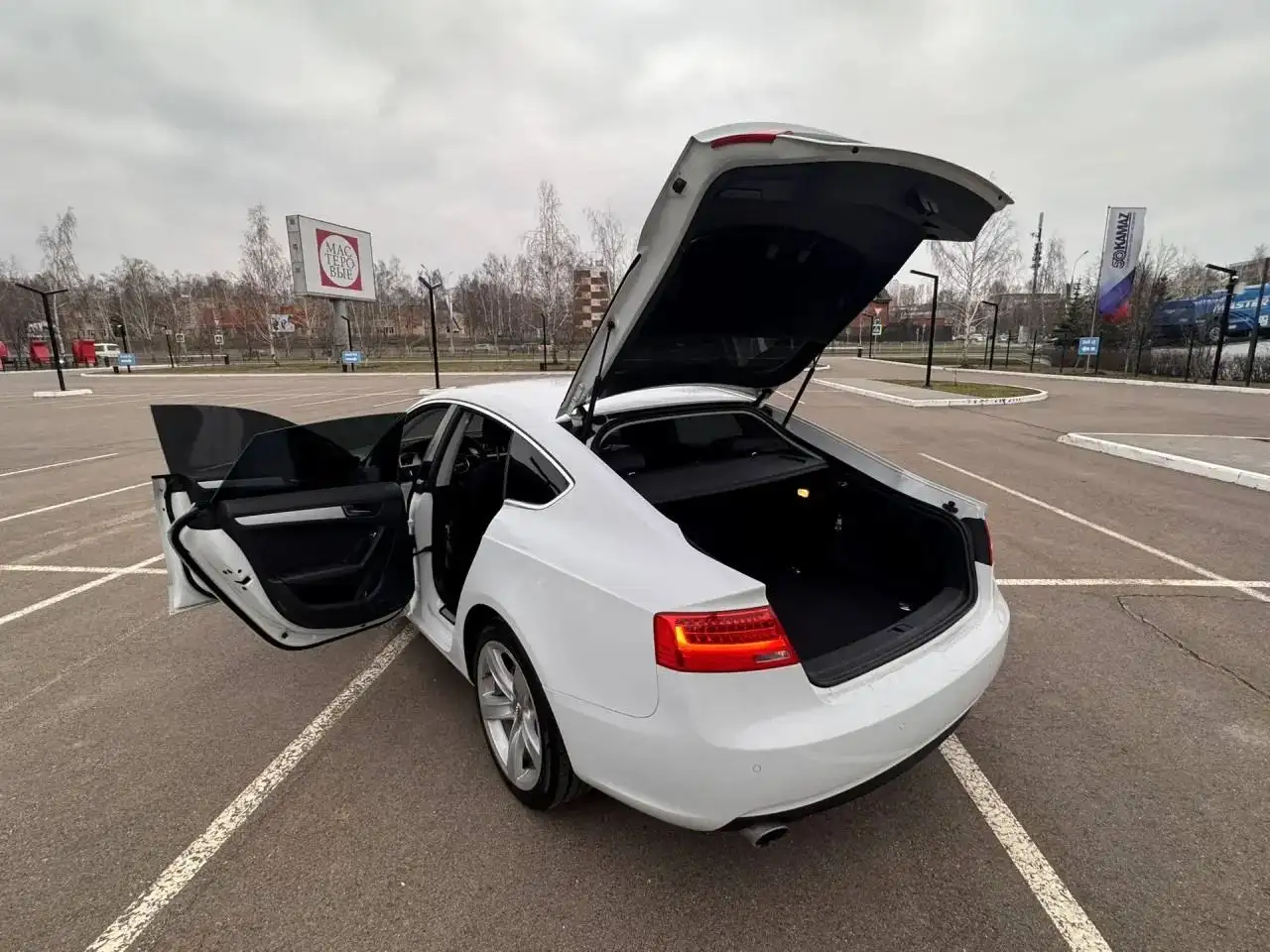 Audi A5 Sportback 1.8 CGEE 177лс 2013 - Легковые автомобили (Авто) в Набережные Челны