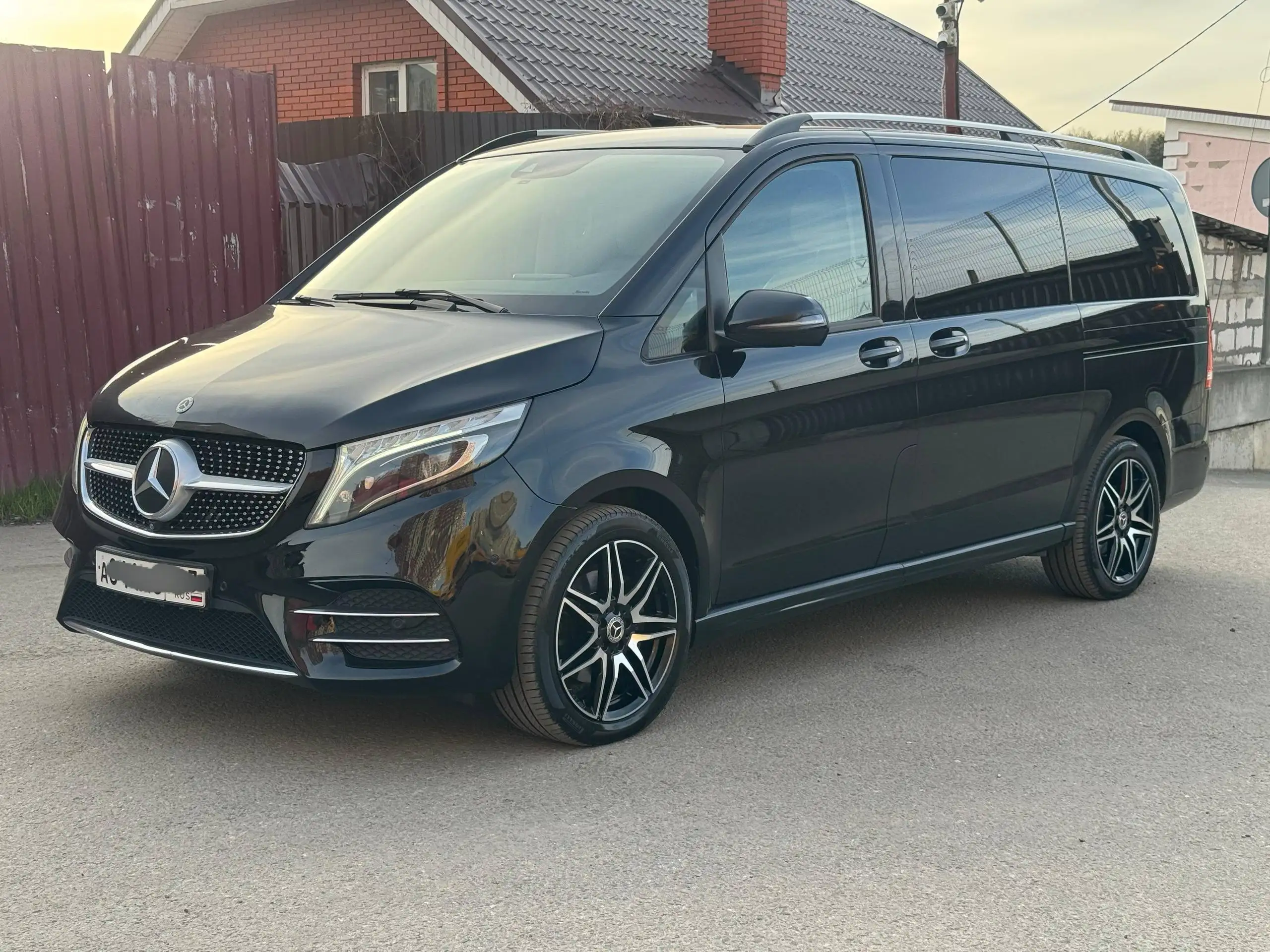 Mercedes V-Klasse 2021 года продажа - Микроавтобусы (Авто) в Москва