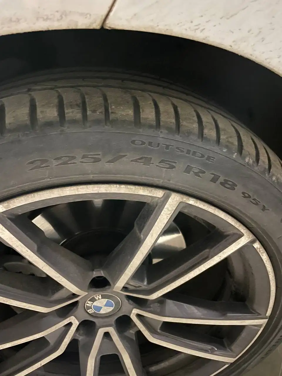 Оригинальные колеса БМВ 18 радиус - Колеса и шины (Авто) в Москва