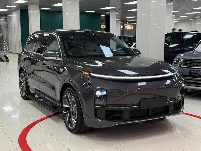 Lixiang Li9 Ultra новый - Легковой автомобиль в Москва