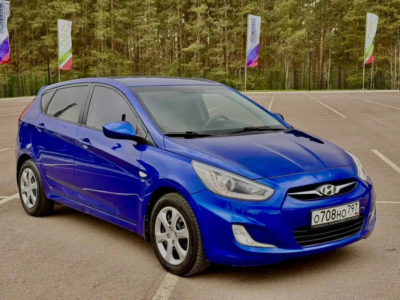 HYUNDAI SOLARIS 2013, 1.6 АВТОМАТ - Легковые автомобили (Авто) в Москва