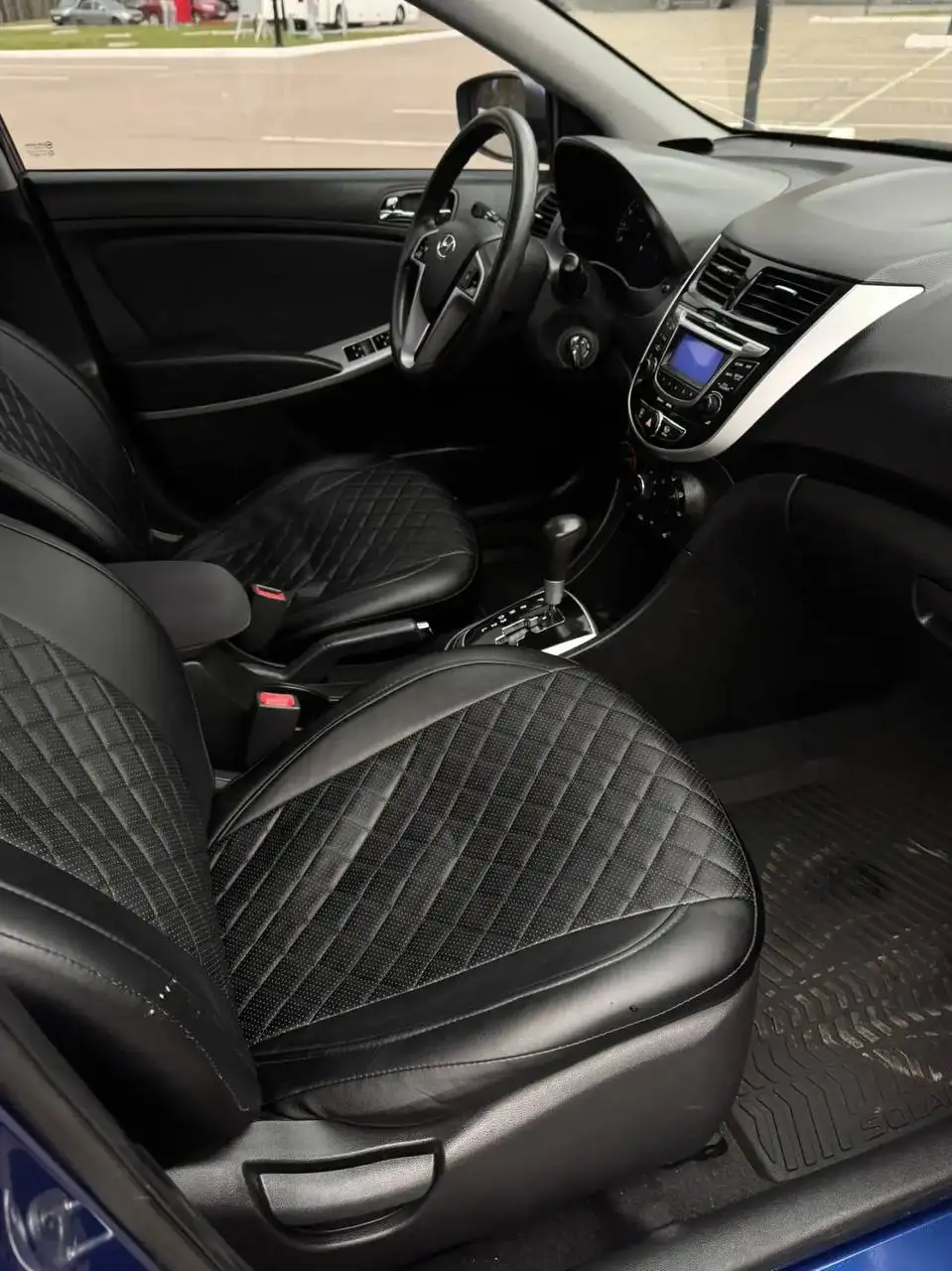 HYUNDAI SOLARIS 2013 - Авто в Набережные Челны