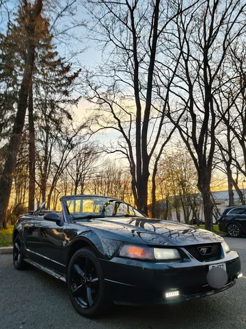 Ford Mustang IV Convertible 1999 - Автомобиль в Москва