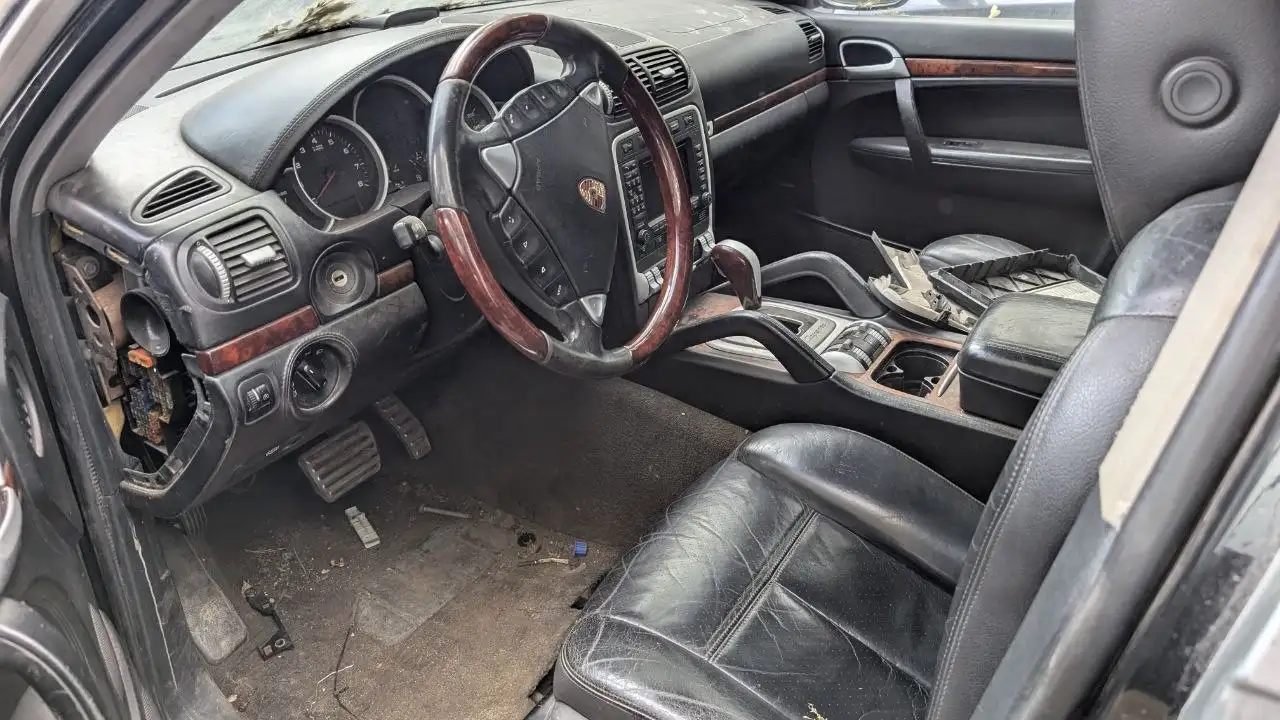BMW 2006 год с проблемами двигателя - Авто в Москва