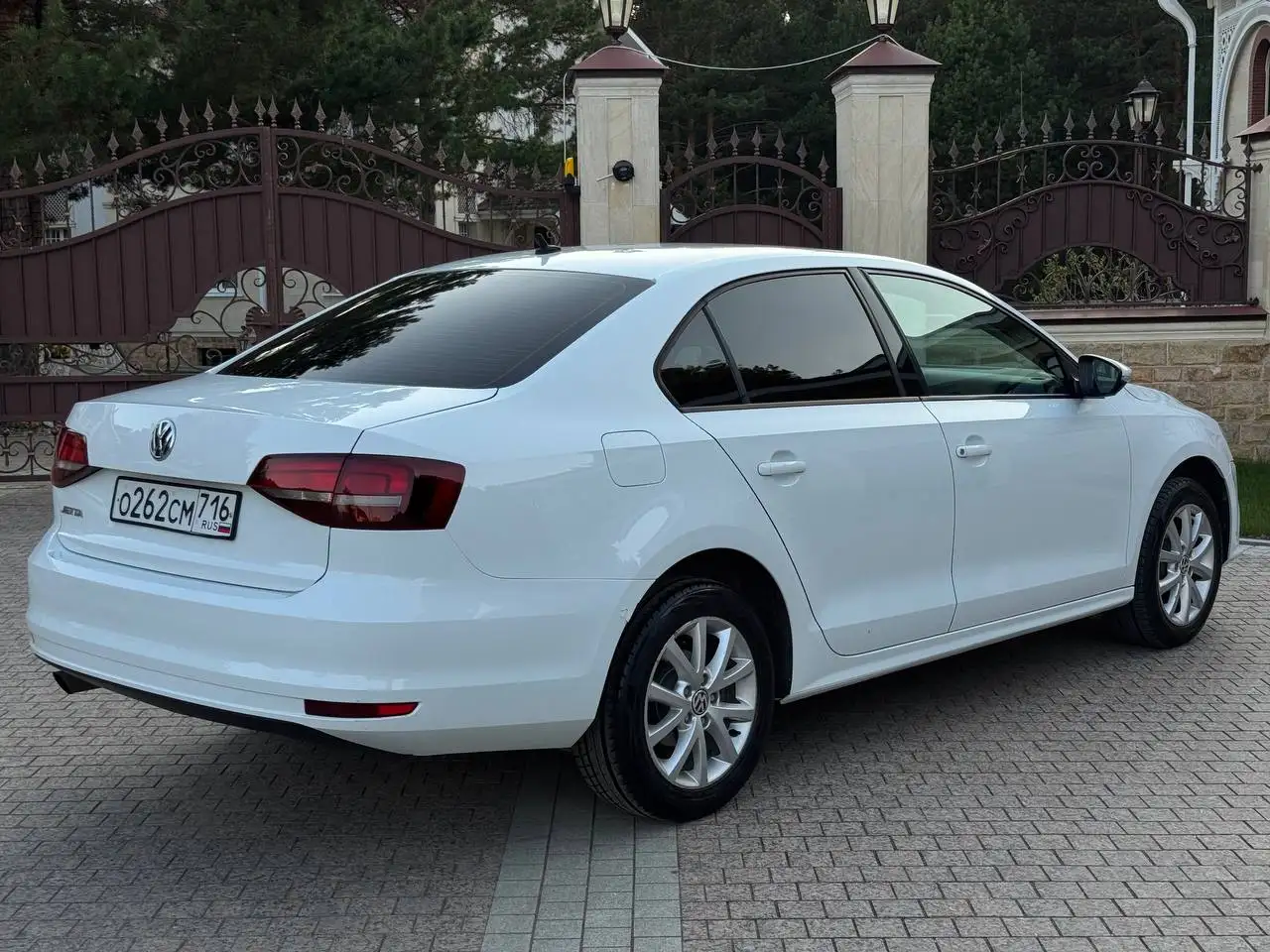 VW Jetta 2016, автомат, 84.000 км - Легковые автомобили (Авто) в Набережные Челны