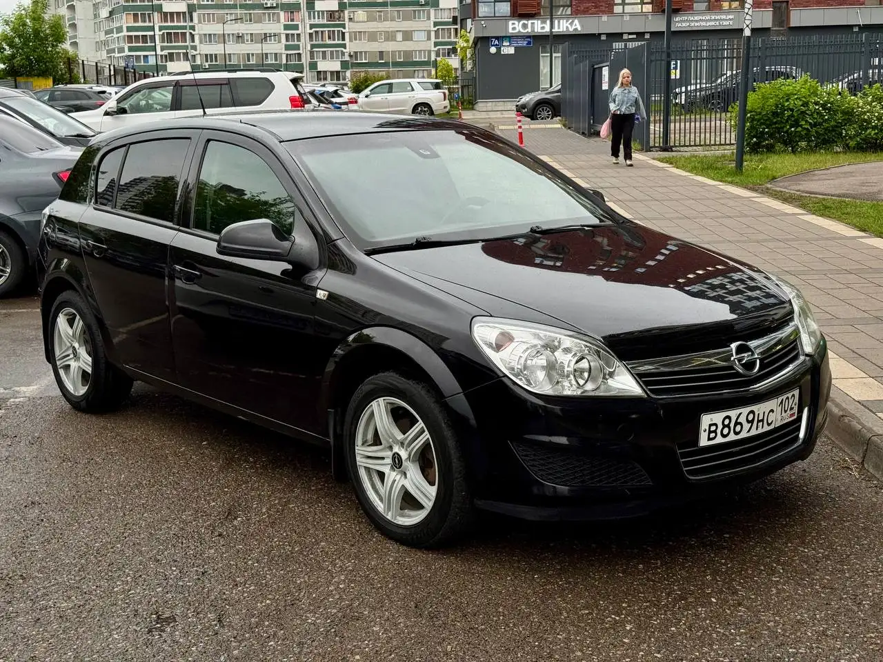 Opel Astra 2010 - Легковые автомобили (Авто) в Набережные Челны