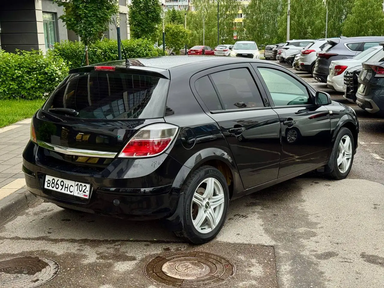 Opel Astra 2010 - Легковые автомобили (Авто) в Набережные Челны