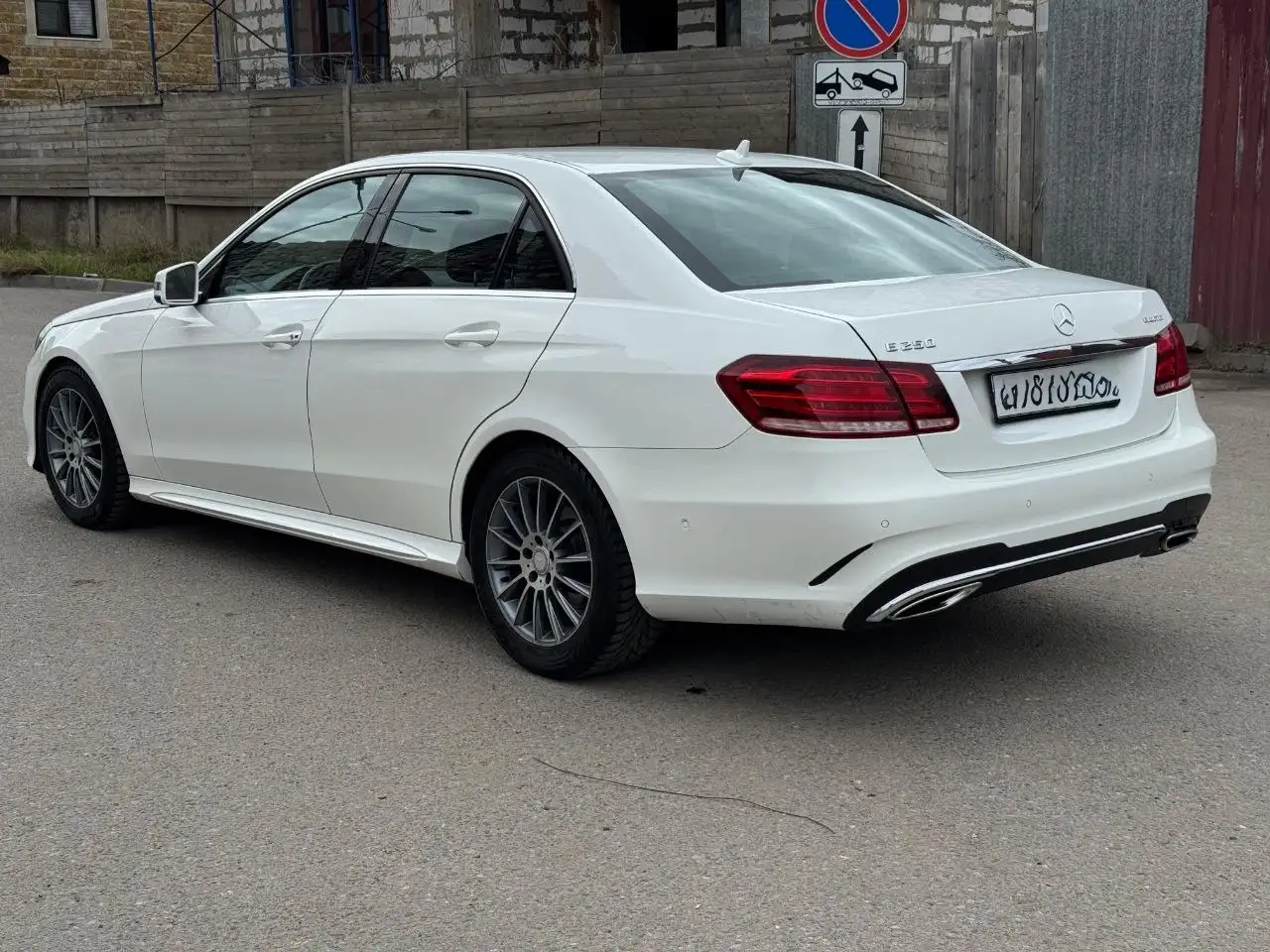 Mercedes E-Klasse 2015 2.2 Diesel 4x4 - Легковые автомобили (Авто) в Москва