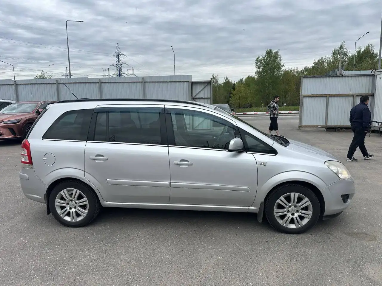 Opel Zafira 1.8 MT 140 л.с. - Авто в Москва
