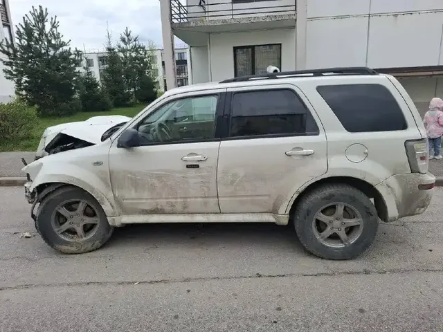 Продажа MERCURY MARINER / Ford Escape 2008 - Микроавтобусы в Санкт-Петербург
