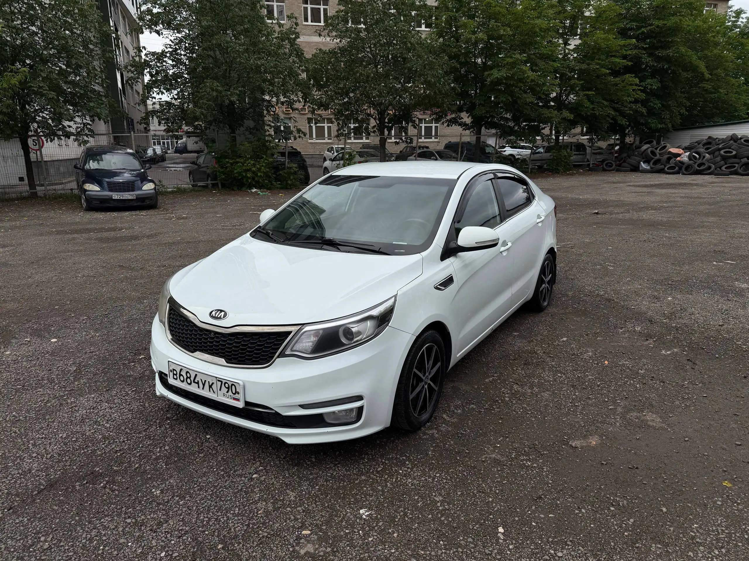 Kia Rio 3 рестайлинг, 2015 - Легковые автомобили (Авто) в Москва