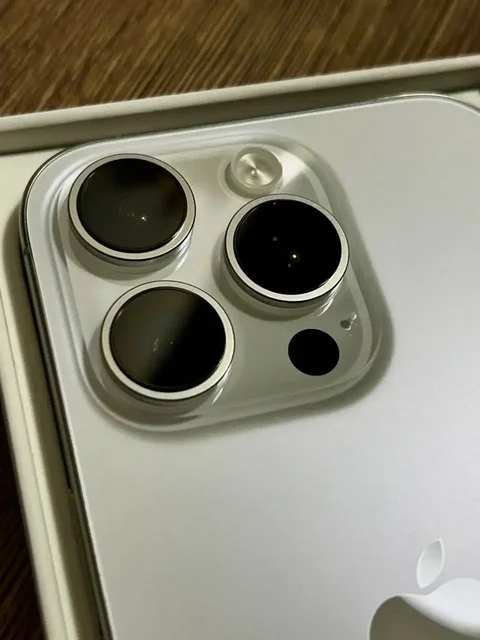 iPhone 16 Pro 256GB White в идеальном состоянии - Телефоны в Ижевск