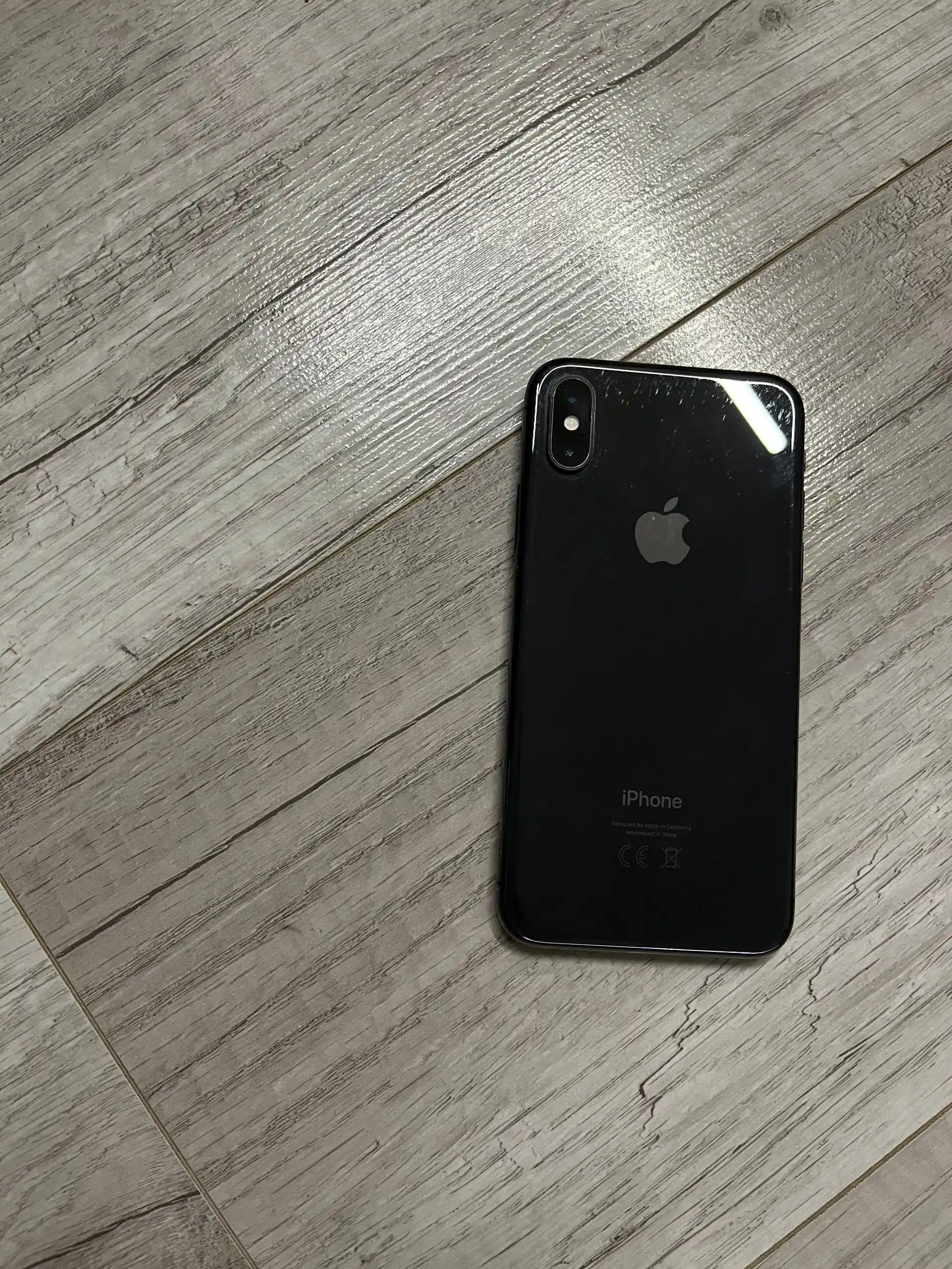 Продам айфон х