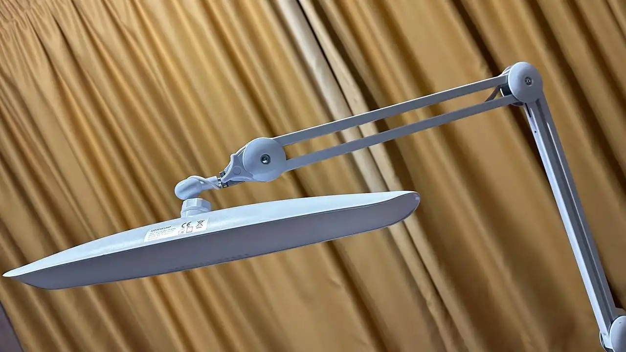 Продажа оборудования для маникюра и бровиста