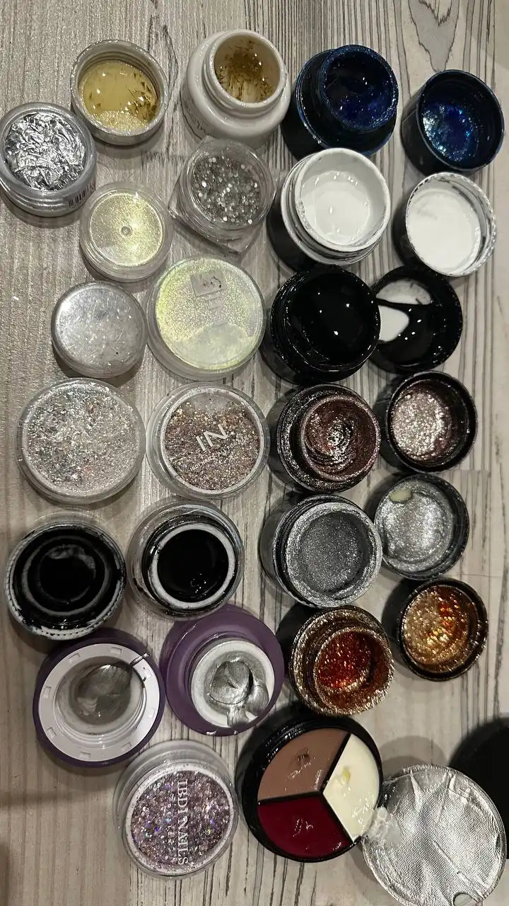 Продажа оборудования и товаров для маникюра и косметологии