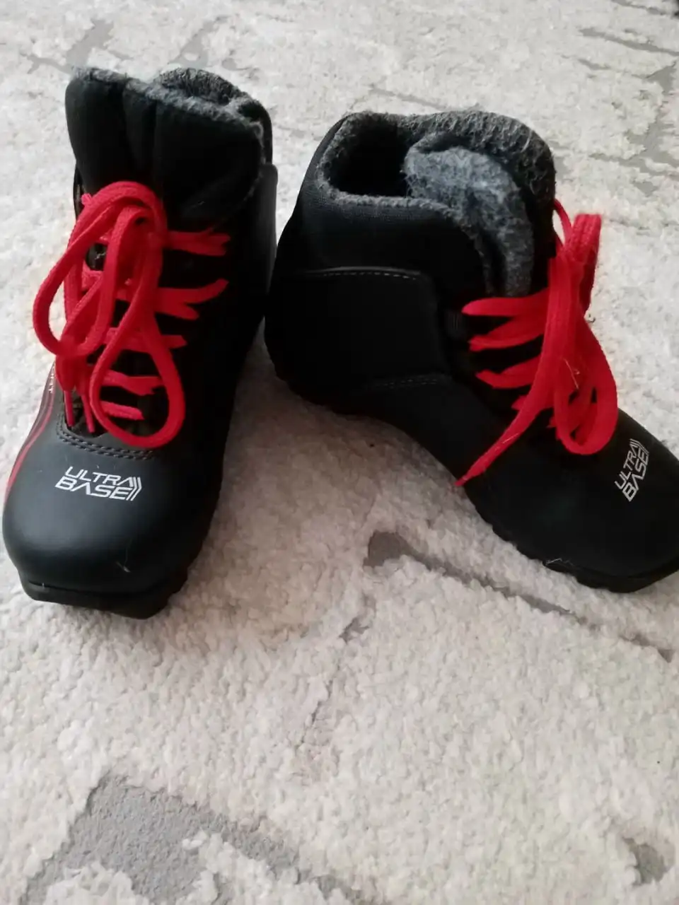 Лыжные ботинки в отличном состоянии