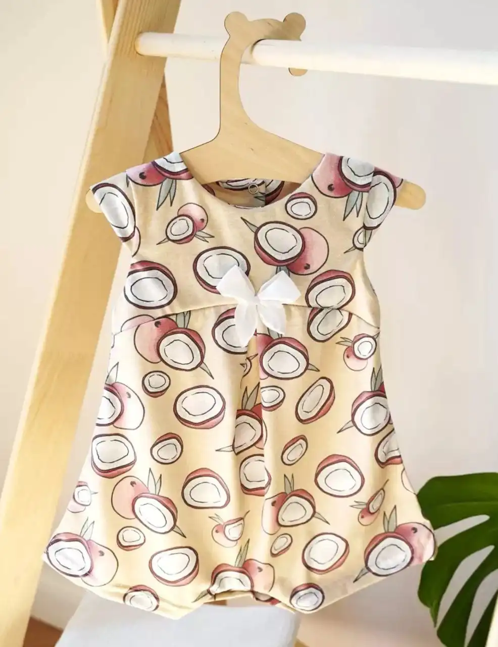 Детская одежда: платья, песочники и боди-платье - Детская одежда (Одежда) в Неизвестно