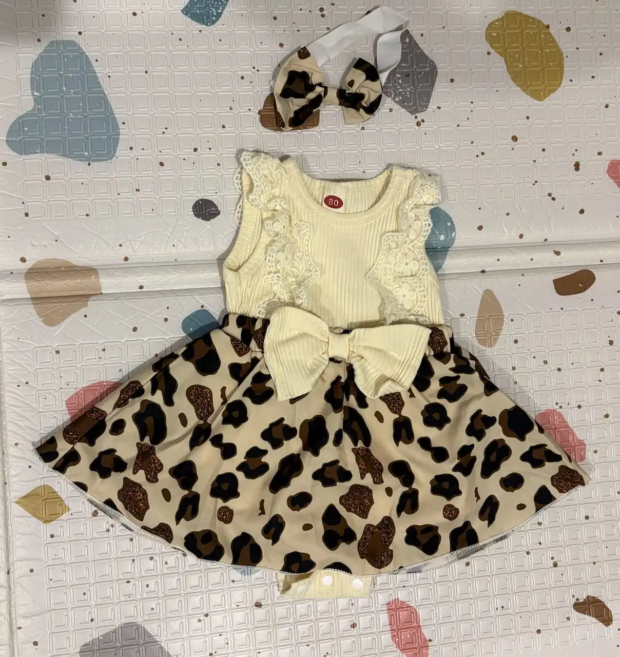 Платья и боди для малышек - Детская одежда (Товары для детей) в Неизвестно