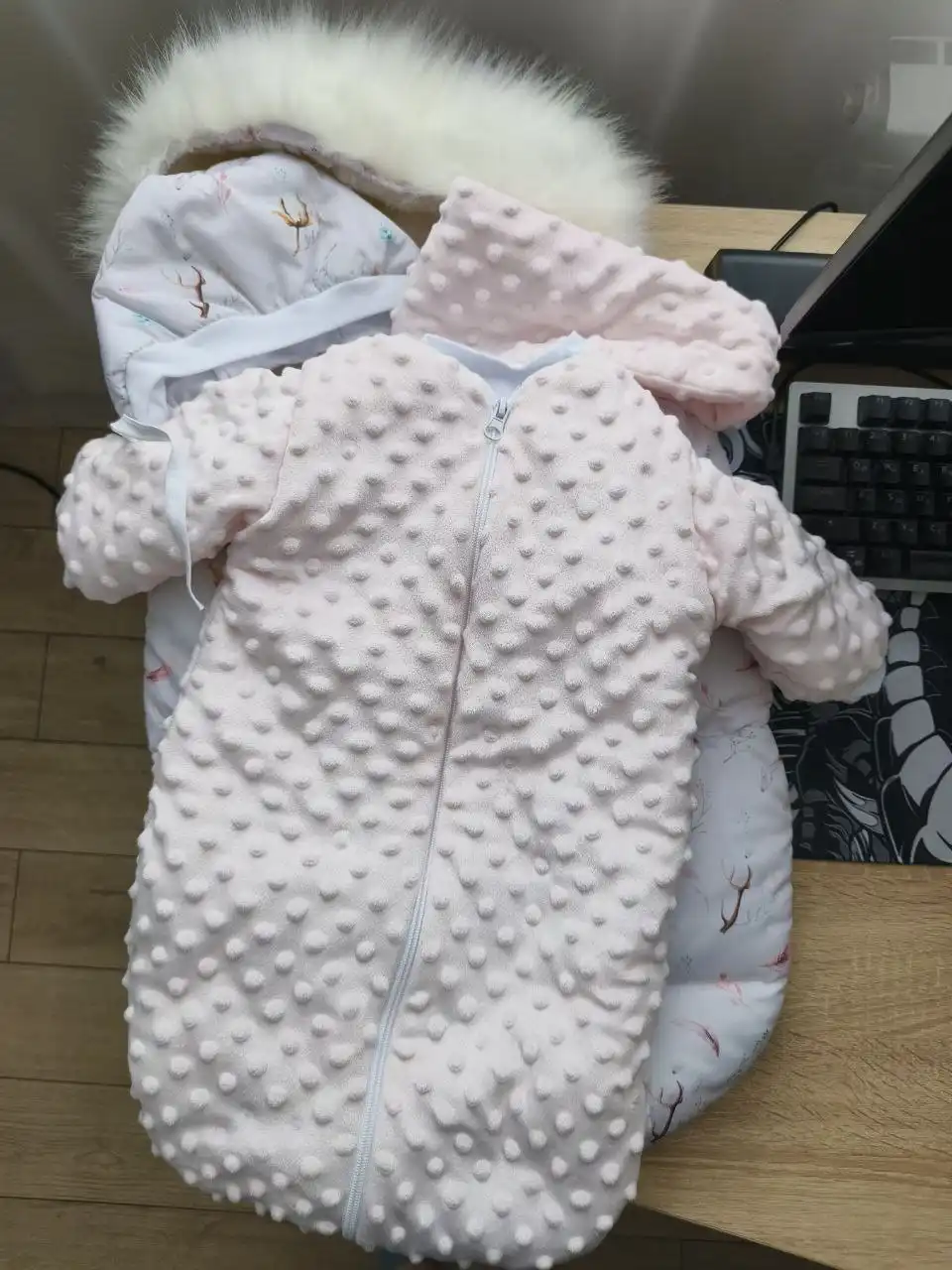 Конверт зимний на выписку и для прогулок - Конверты (Товары для детей) в Неизвестно