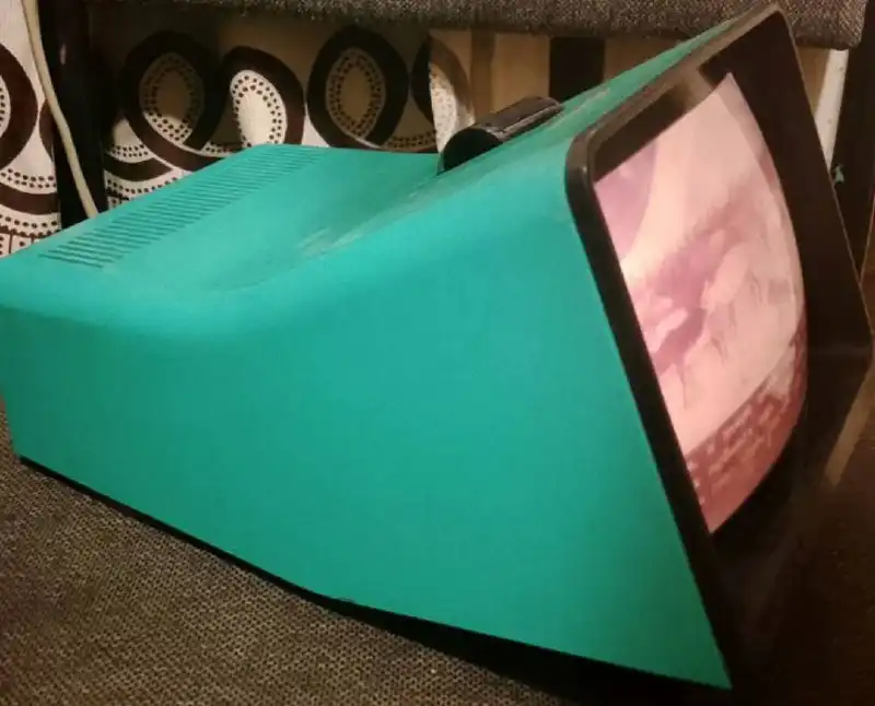 Фильмоскоп с диафильмами - Коллекционирование (Хобби и отдых) в Неизвестно