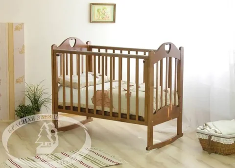 Детская кроватка из массива сосны с матрасом и наматрасником - частное объявление в Неизвестно