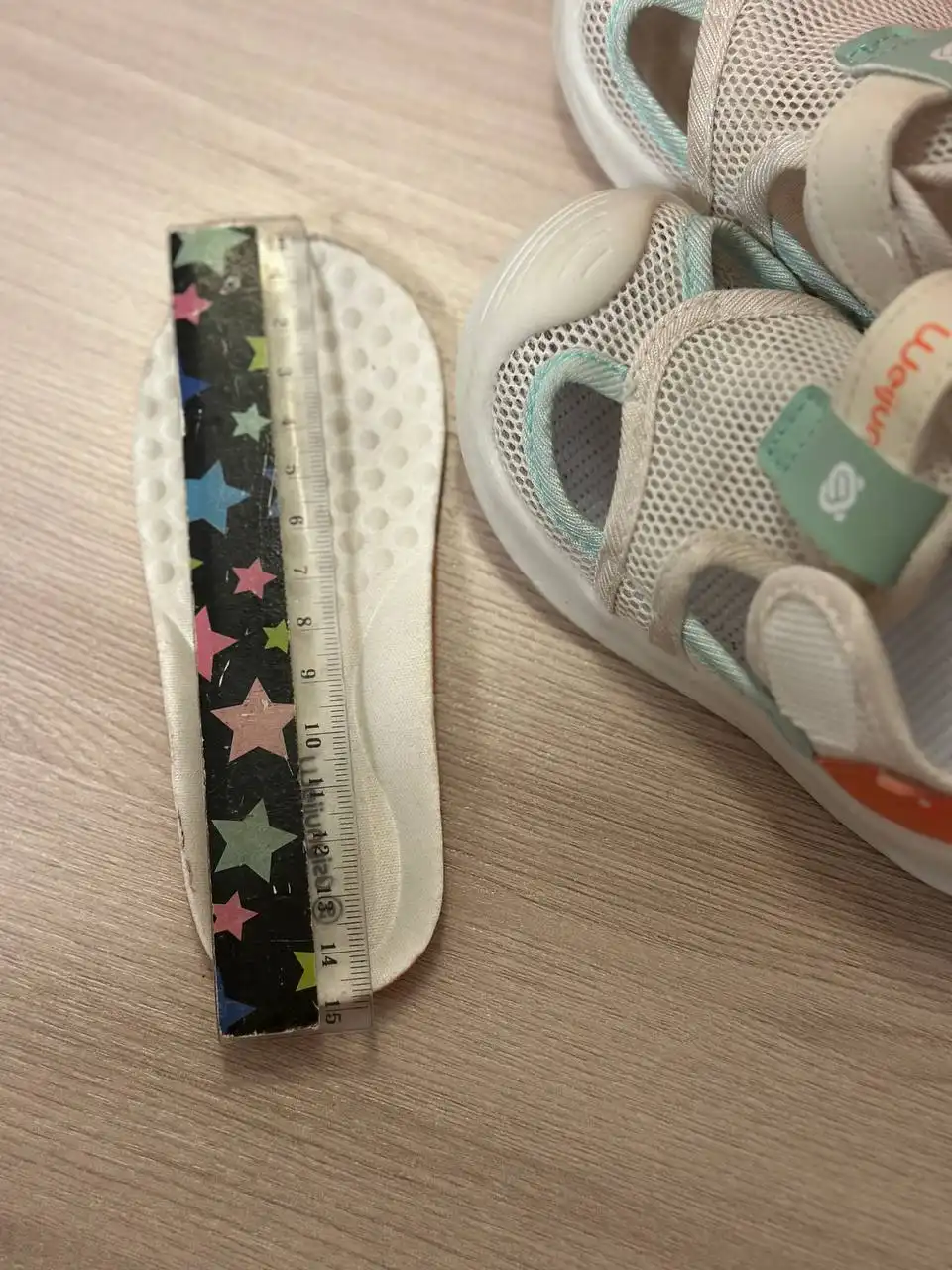 Гибкие сандалики для детей - Обувь (Товары для детей) в Неизвестно