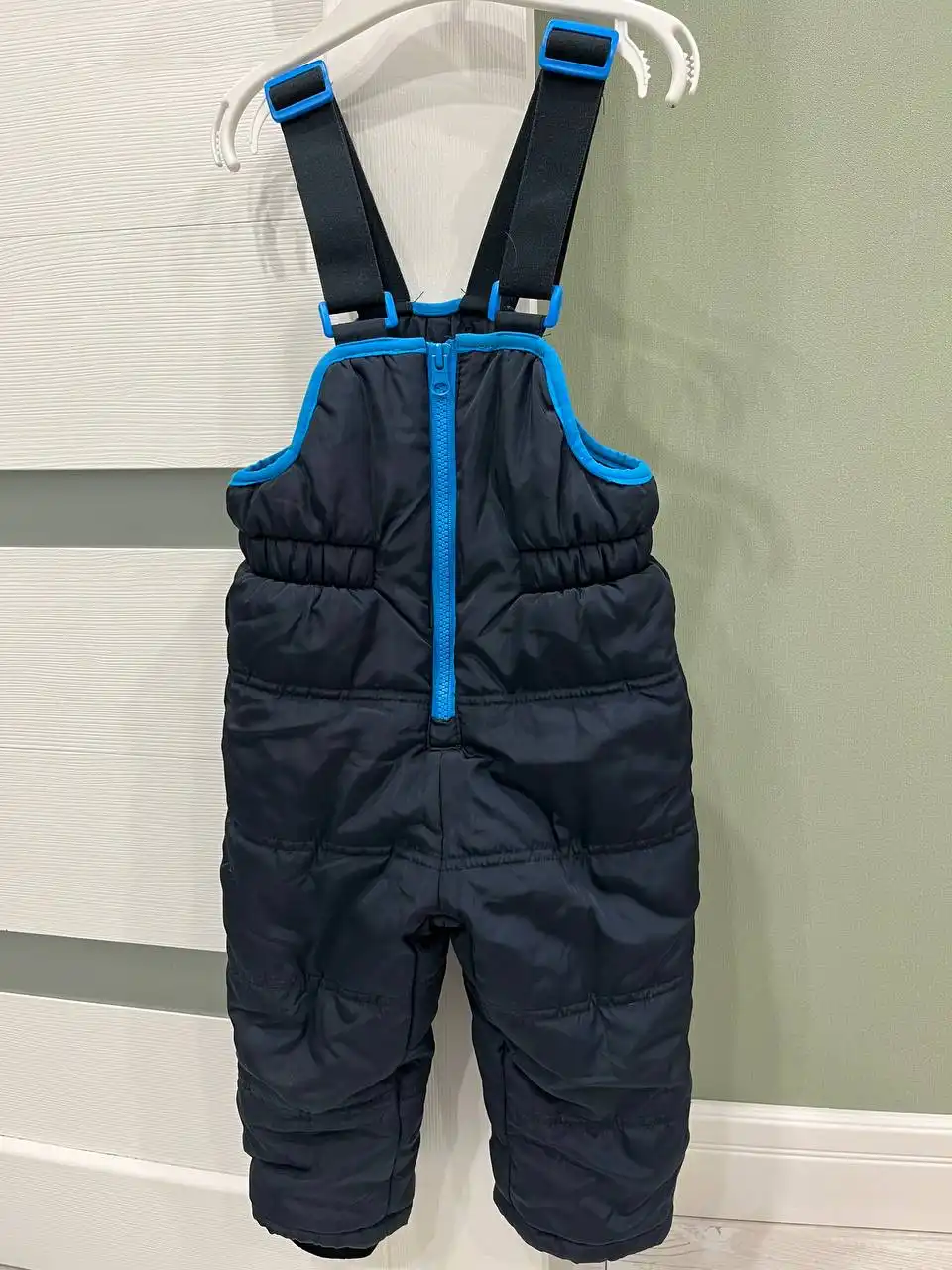 Полукомбинезон детский в отличном состоянии - Детская одежда (Одежда) в Неизвестно