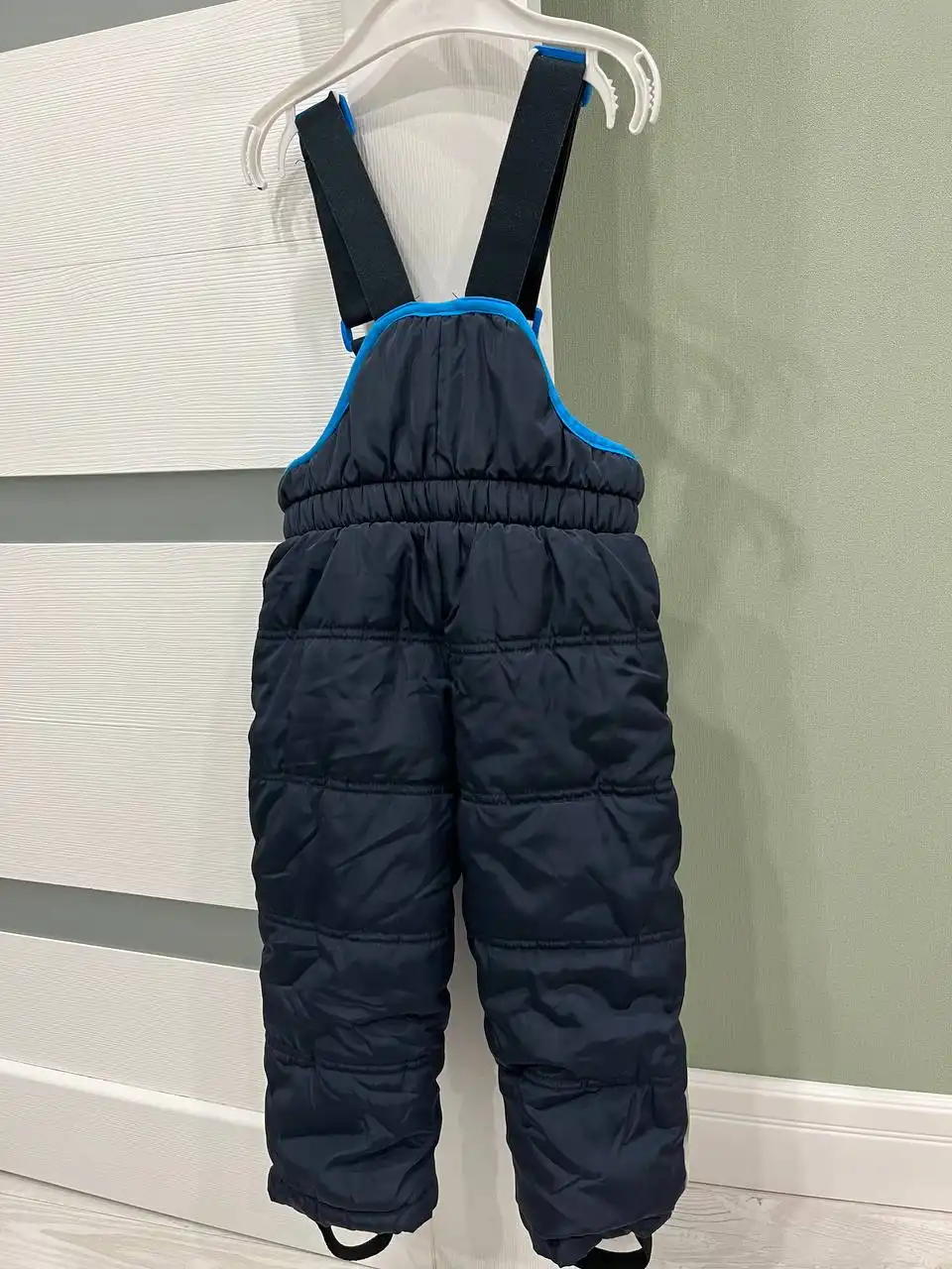 Полукомбинезон детский в отличном состоянии - Детская одежда (Одежда) в Неизвестно