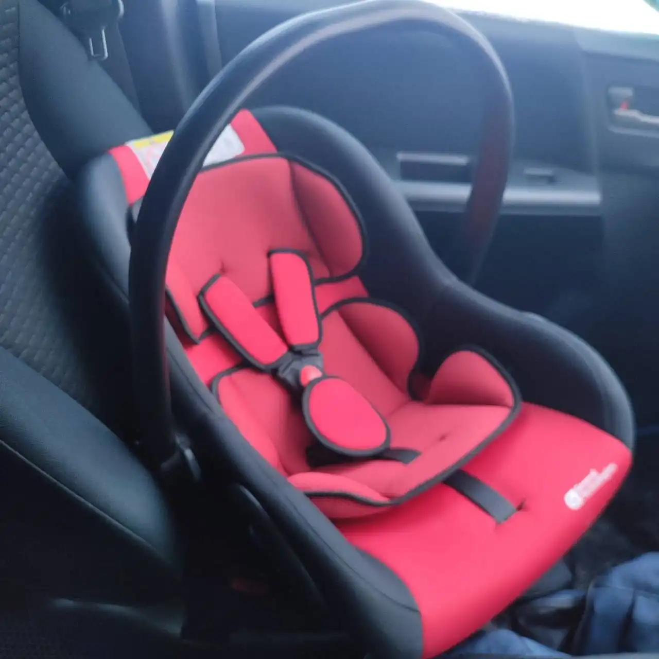 Автолюлька для детей - Автокресла и автолюльки (Товары для детей) в Неизвестно