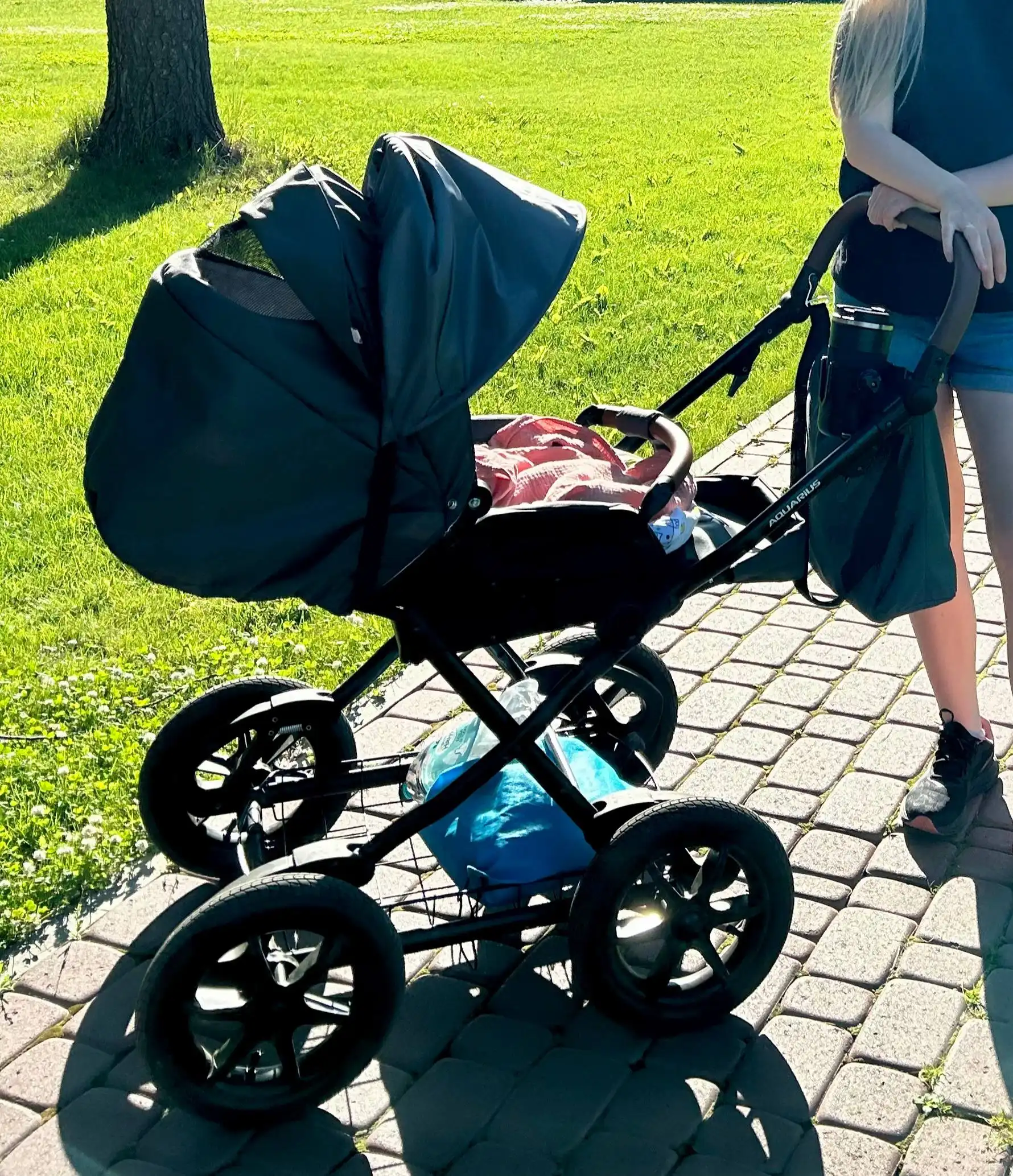 Коляска 2в1 в хорошем состоянии - Коляски (Товары для детей) в Слободской