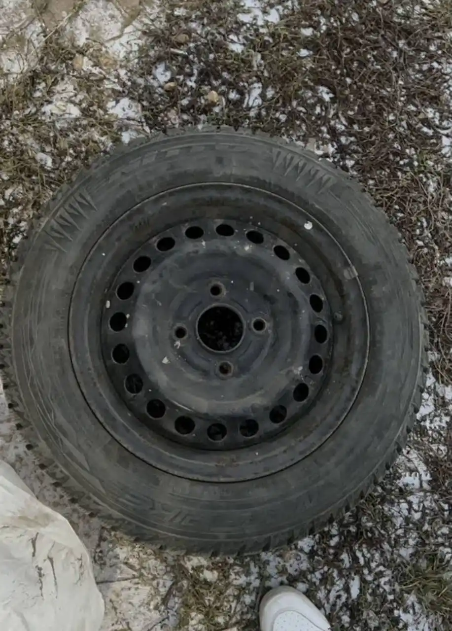 Продам 4шт 4.114.3. р15 - Запчасти в Казань