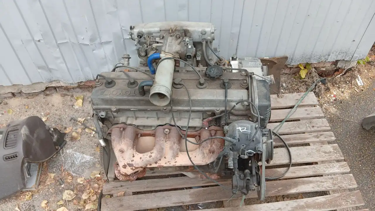 Продам двигатель на Тойота Марк 2 и запчасти