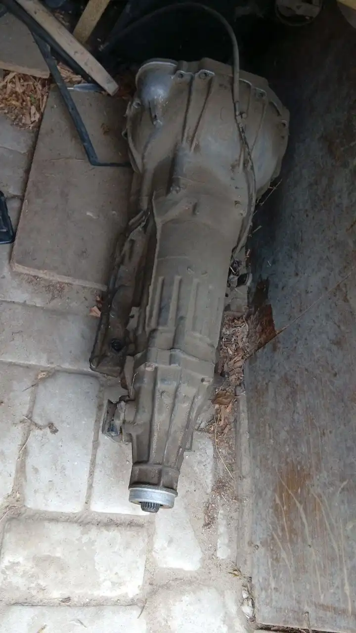 Продам двигатель на Тойота Марк 2 и запчасти