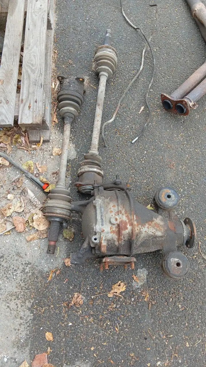 Продам двигатель на Тойота Марк 2 и запчасти