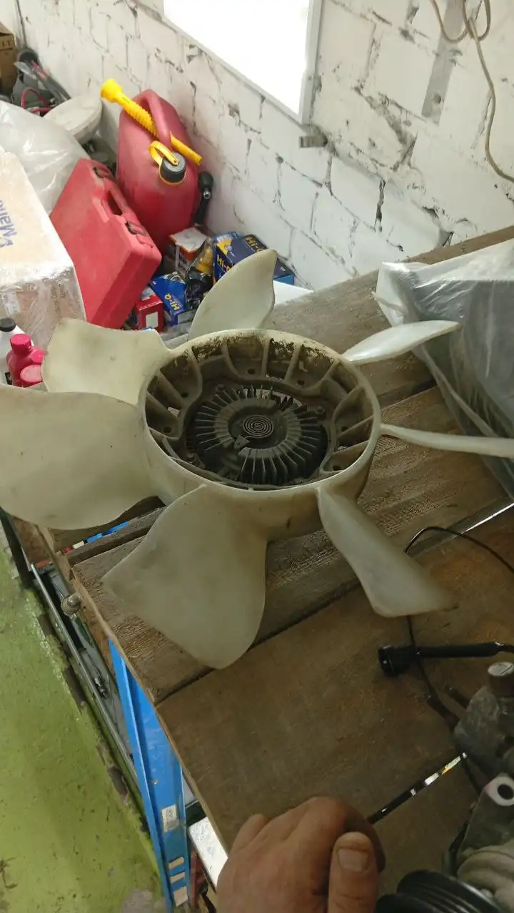 Продам двигатель на Тойота Марк 2 и запчасти