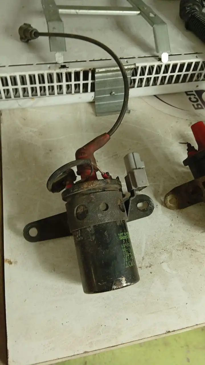 Продам двигатель на Тойота Марк 2 и запчасти