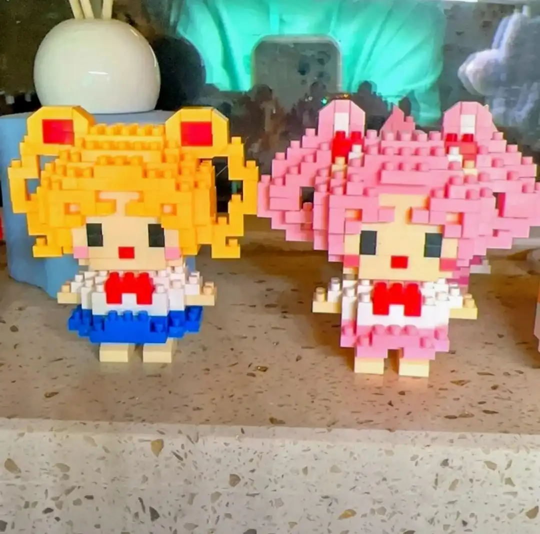 Миниатюрный конструктор для подарков