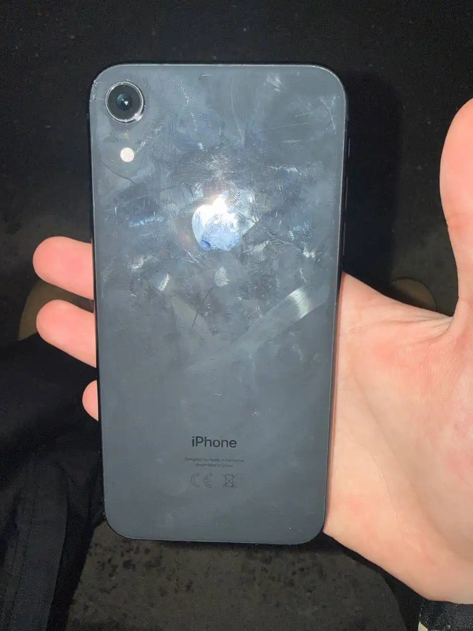 iPhone XR 64гб в хорошем состоянии