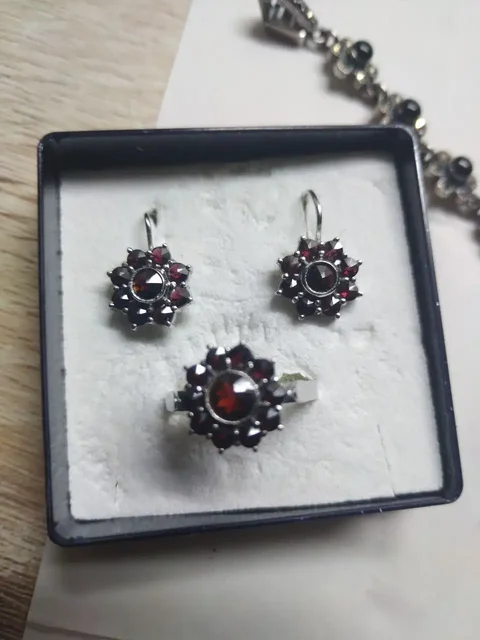 Браслет из черненого серебра с гранатом - частное объявление в Казань