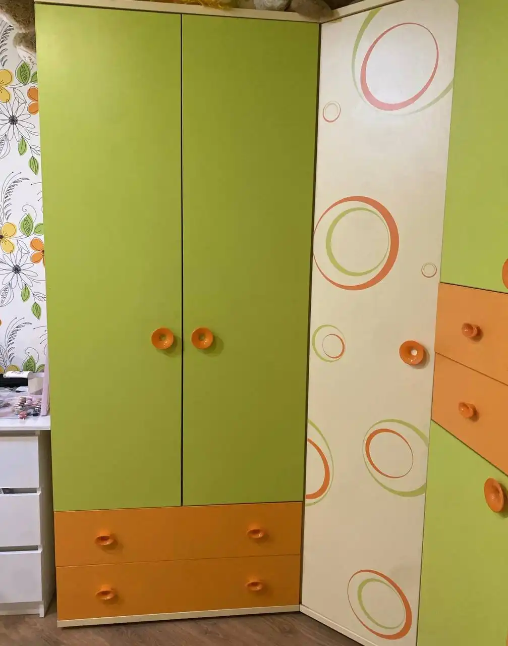 Угловой шкаф Фруттис