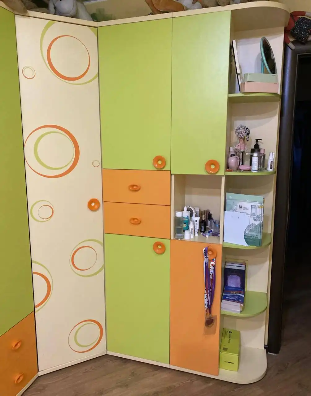 Угловой шкаф Фруттис