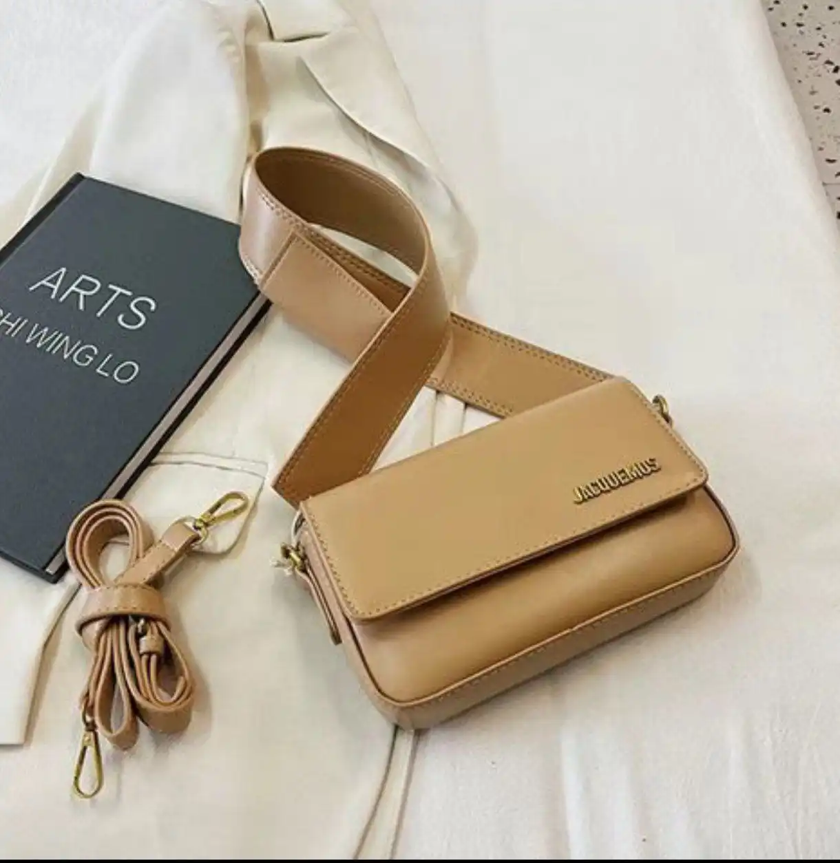 Женская сумка новая в двух расцветках