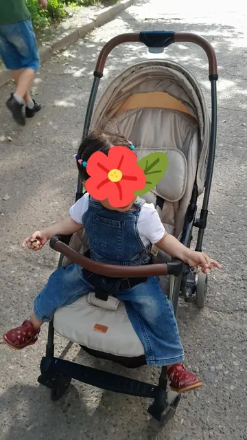 Продаётся коляска и детская кровать - Товары для детей в Казань