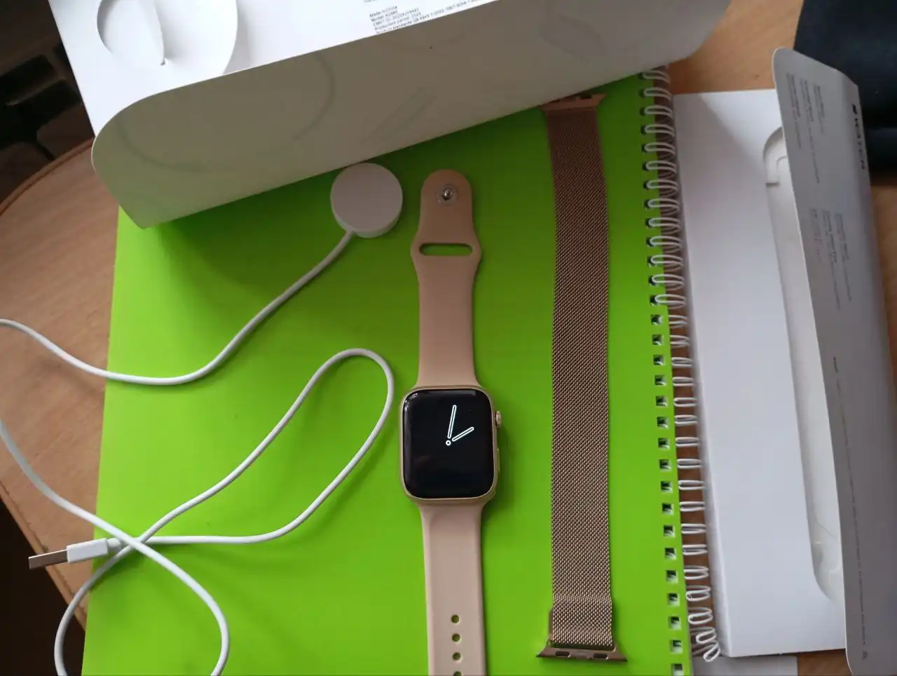 Продажа новых смарт-часов