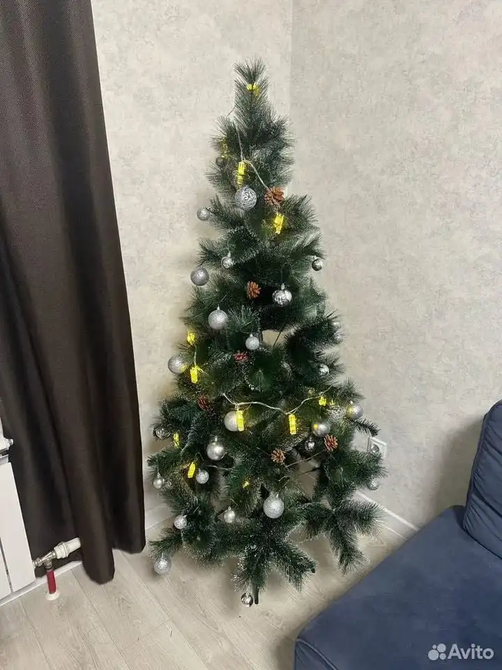 Искусственная ель разных размеров
